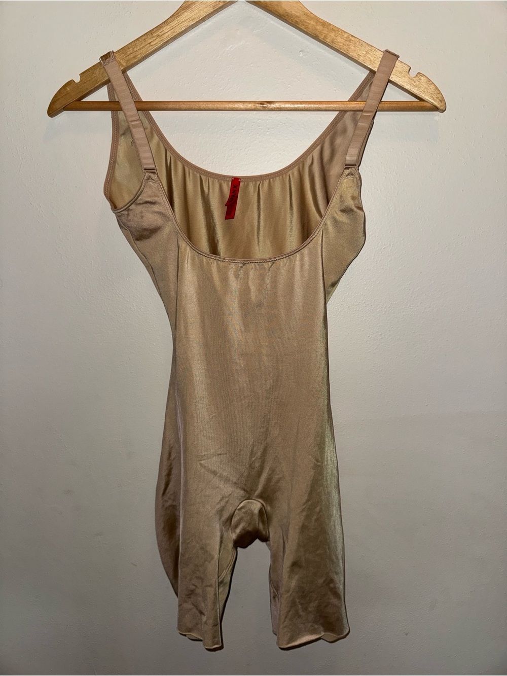 SPANX Nude Full-Body Shapewear Bodysuit Size Small